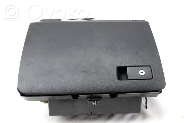 Juego guantera   3C1857101