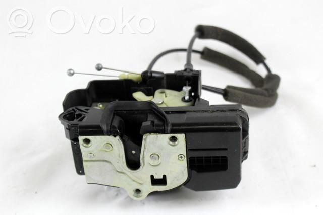 Chevrolet Captiva Takaoven lukko 