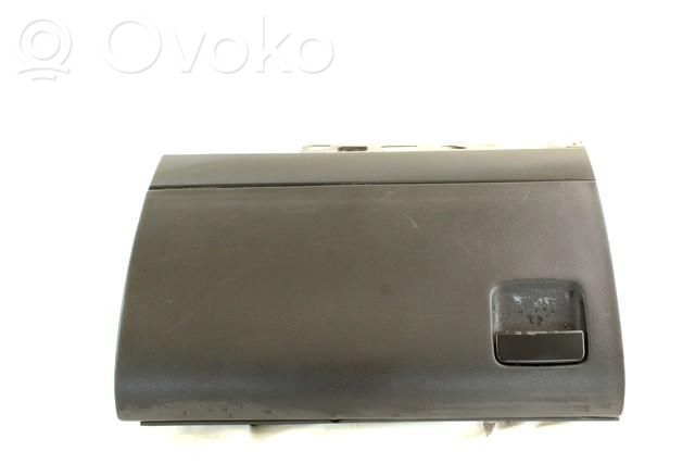 Audi Q8 Glove box set 