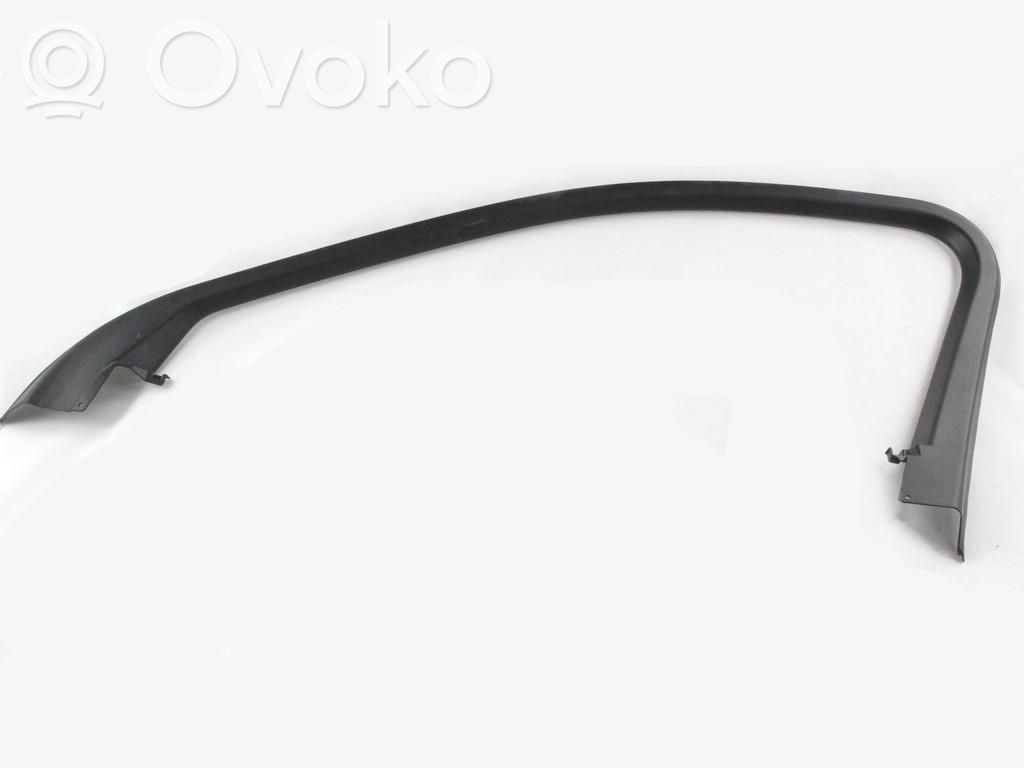 Windshield trim   4K0867610