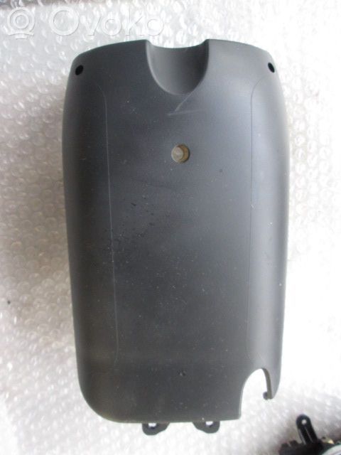 Muut kojelaudan osat   4F1953497D