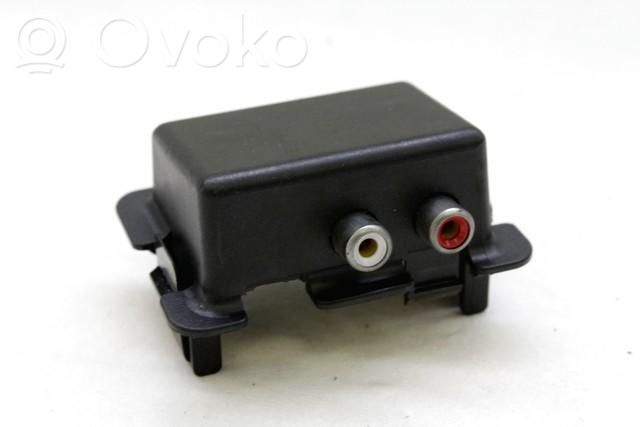 Citroen C4 I Picasso USB socket connector 