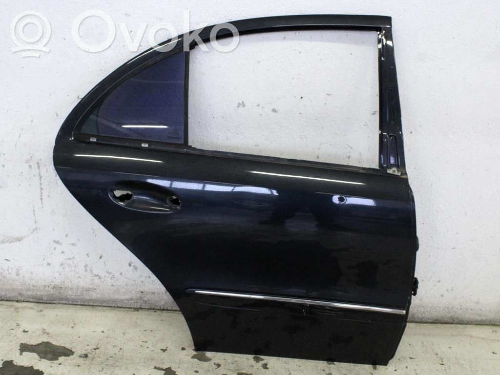 Puerta trasera   A2117300205