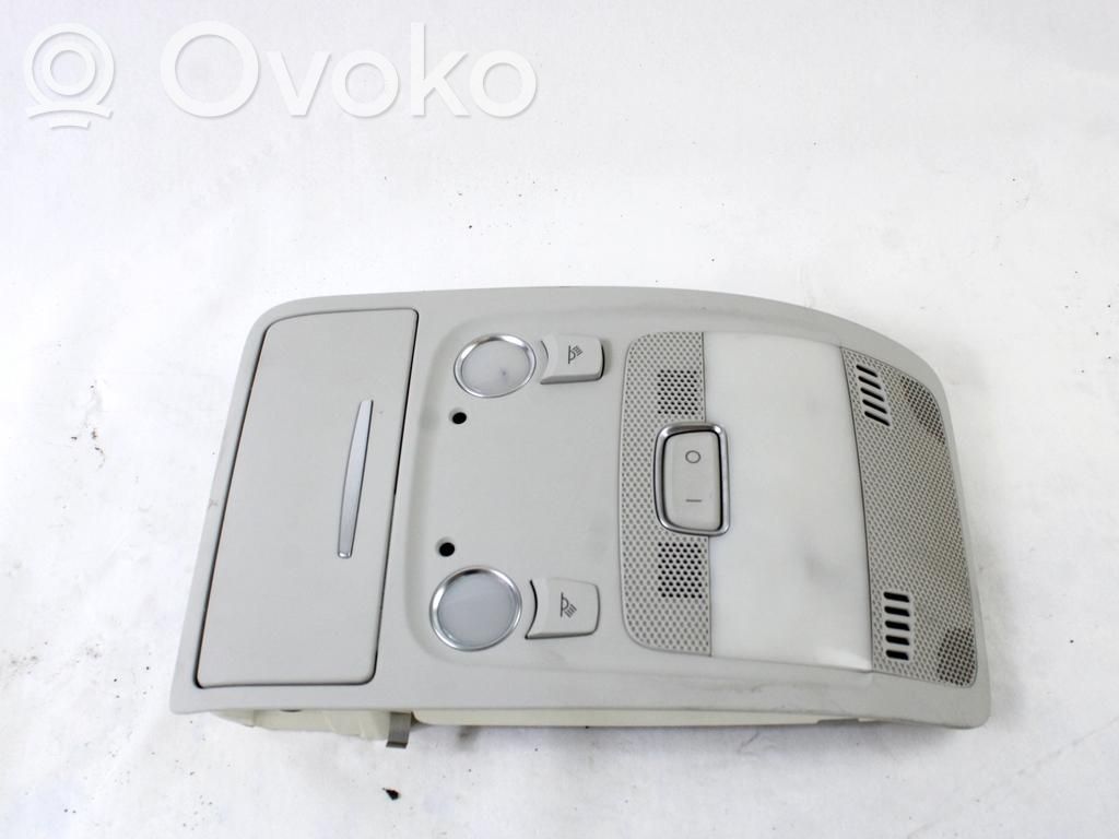 Audi A4 S4 B8 8K Światło fotela przedniego