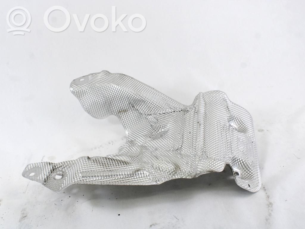 BMW 1 F40 Paracalore nel vano motore 