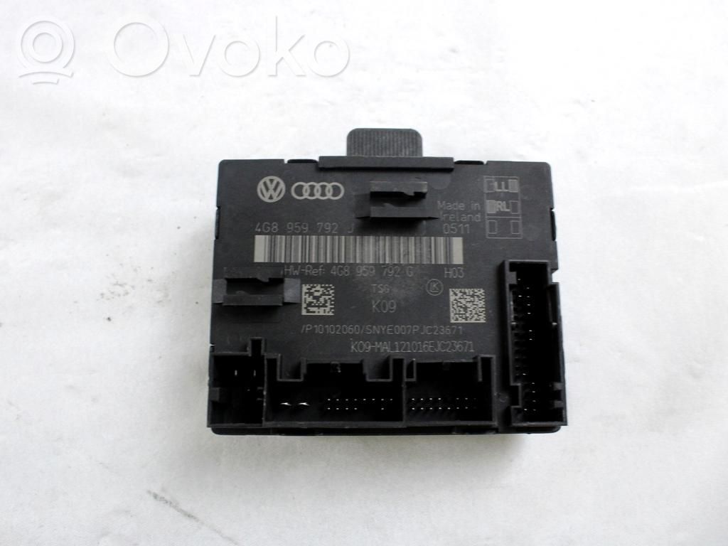 Unidad de control/módulo de la puerta   4G8959792J