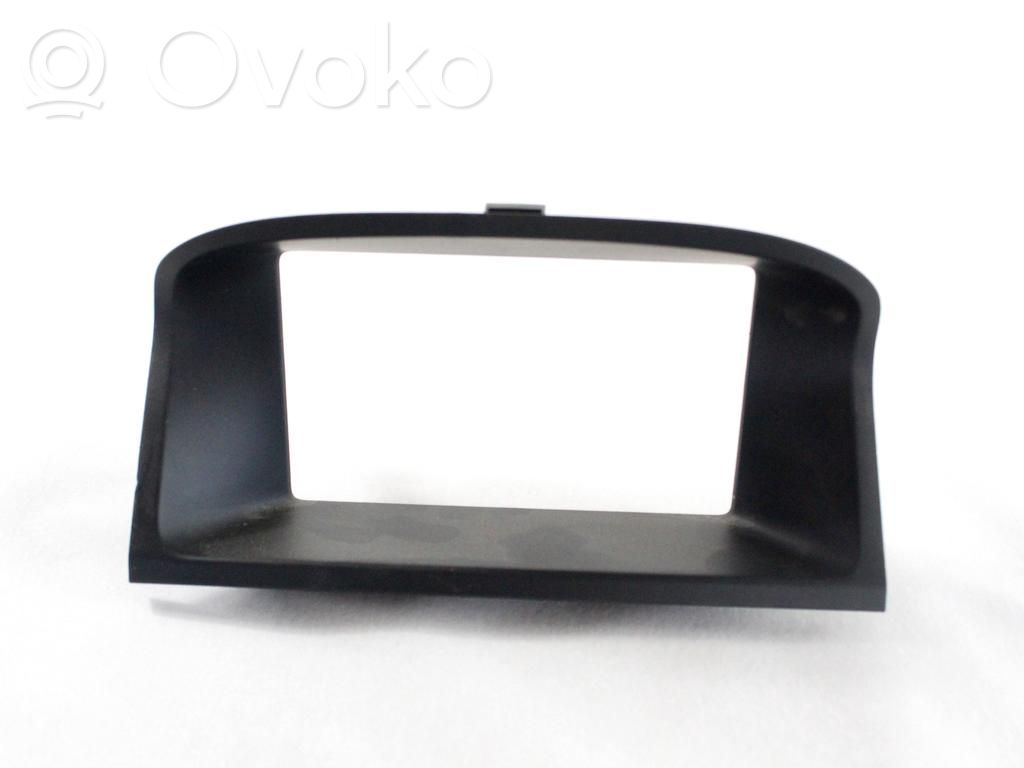 Volvo V70 Cornice cruscotto 