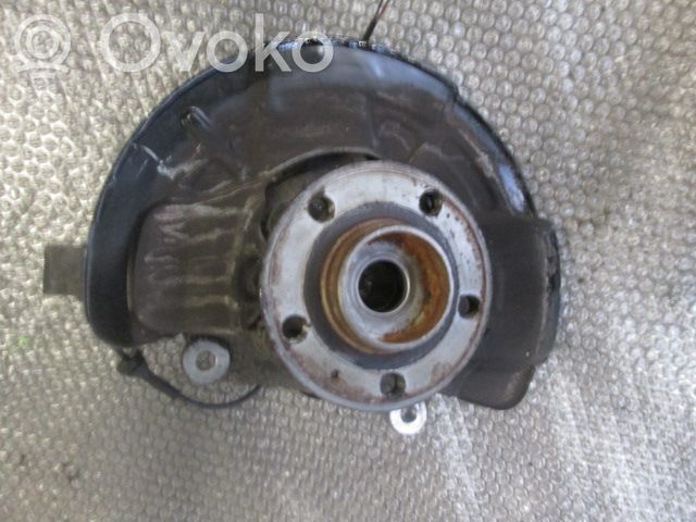 Achsschenkel vorne   8672371