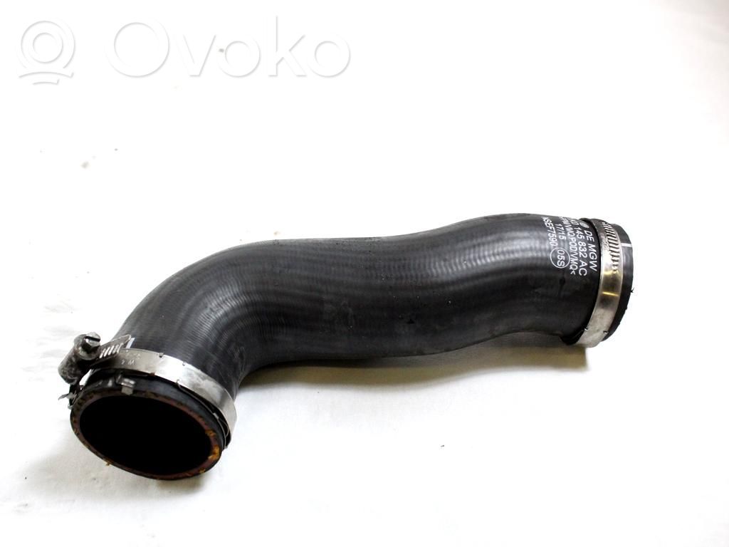 Skoda Yeti (5L) Tubo flessibile intercooler 