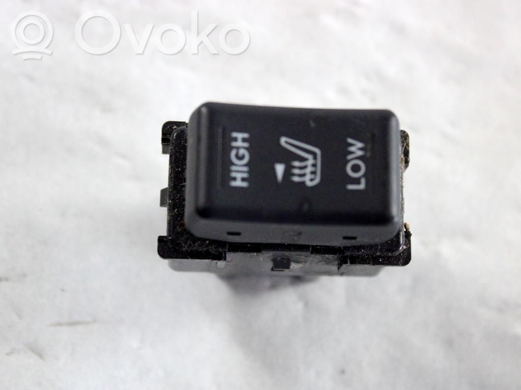 Interruptor de control del asiento   83245AJ011
