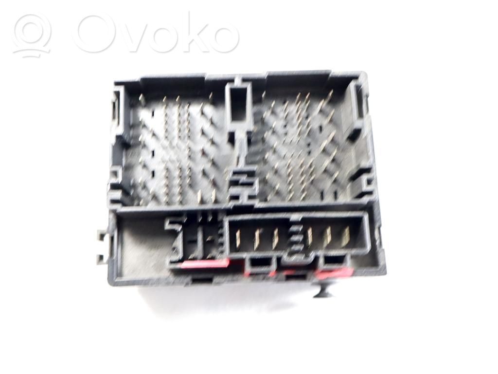 Fiat Freemont Fuse module 