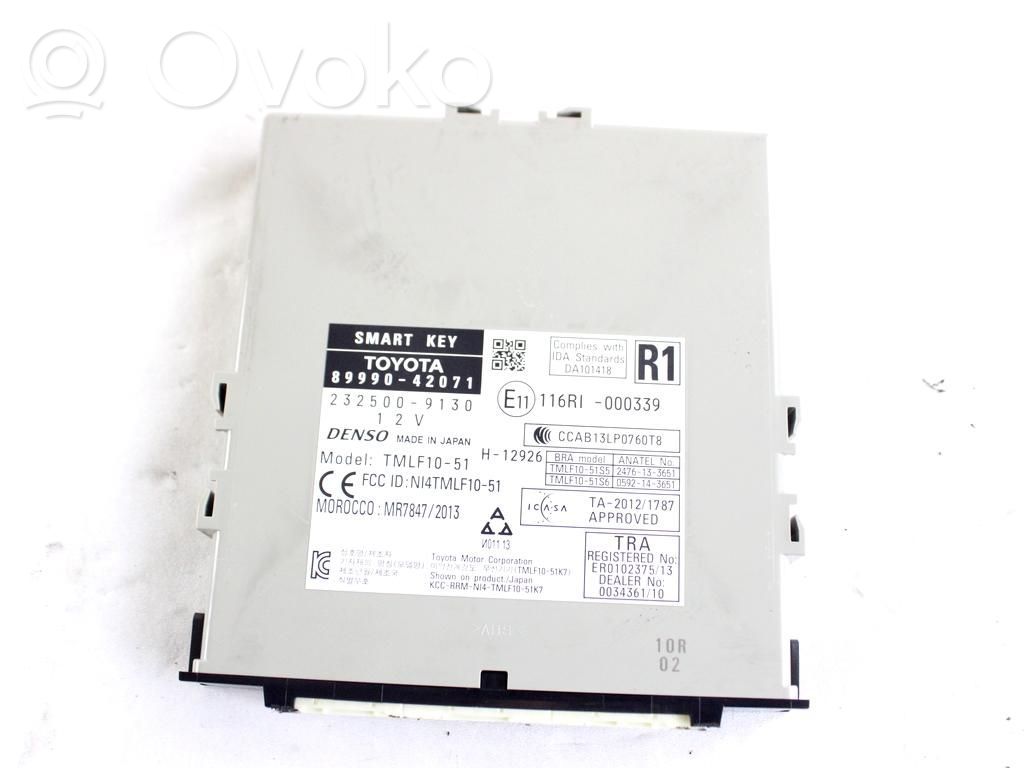 Toyota RAV 4 (XA40) Amplificatore antenna 
