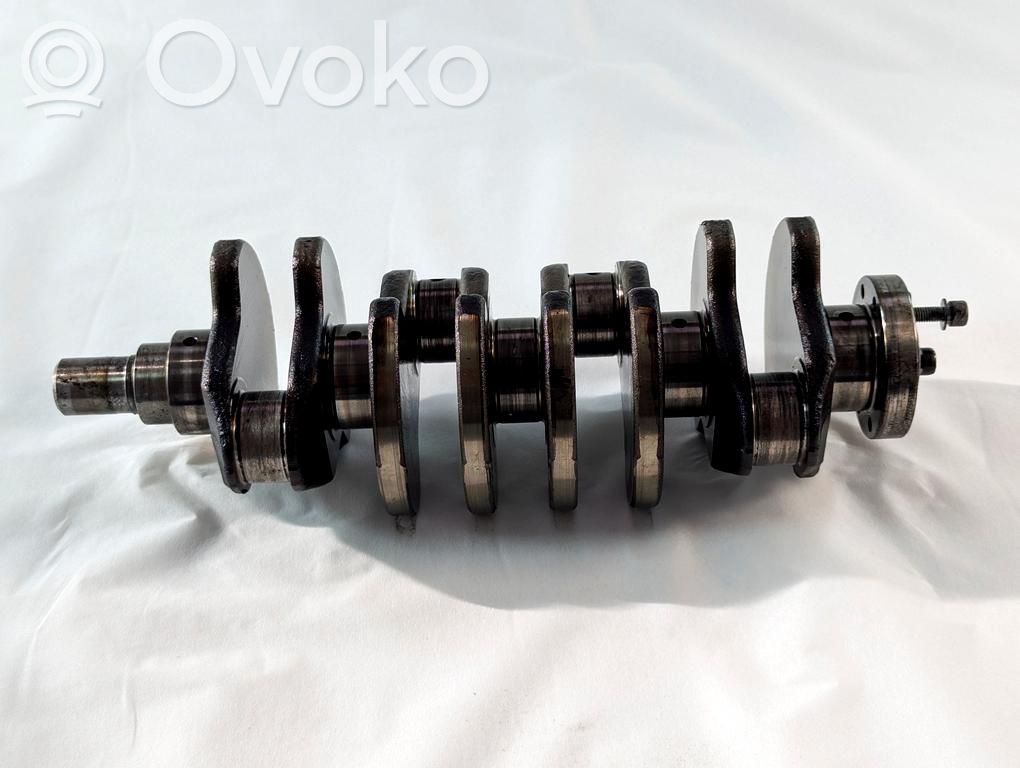 Kampiakseli   71779133