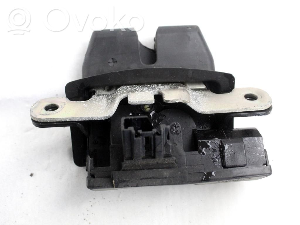 Ford Fiesta Motorino di blocco/chiusura del portellone del bagagliaio
