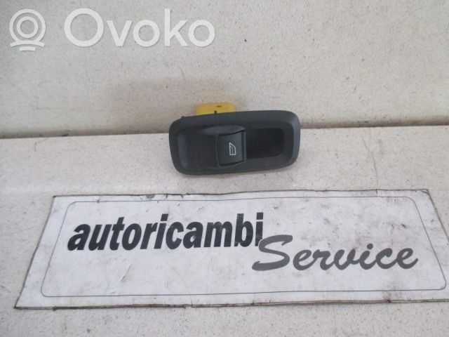 Ford Fiesta Electric window control switch 