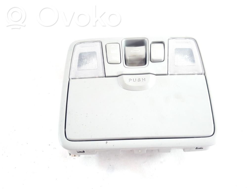 KIA Ceed Etuistuimen valo 