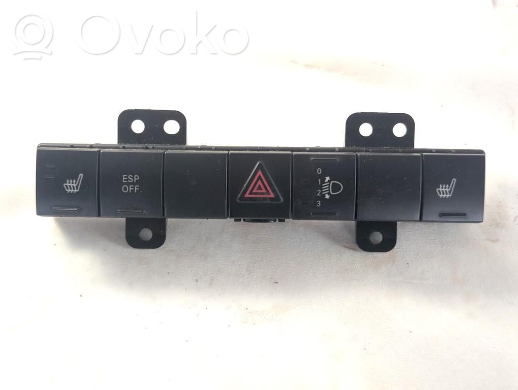 Dodge Journey Schalter Warnblinkanlage