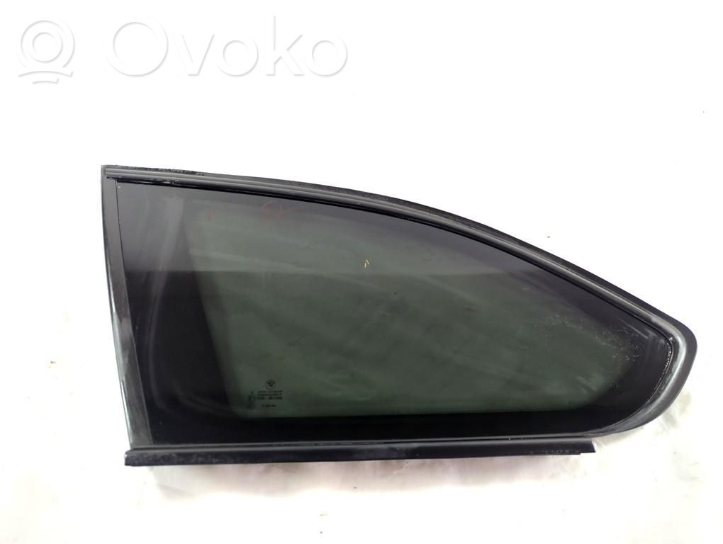 BMW 3 F30 F35 F31 Szyba karoseryjna tylna 