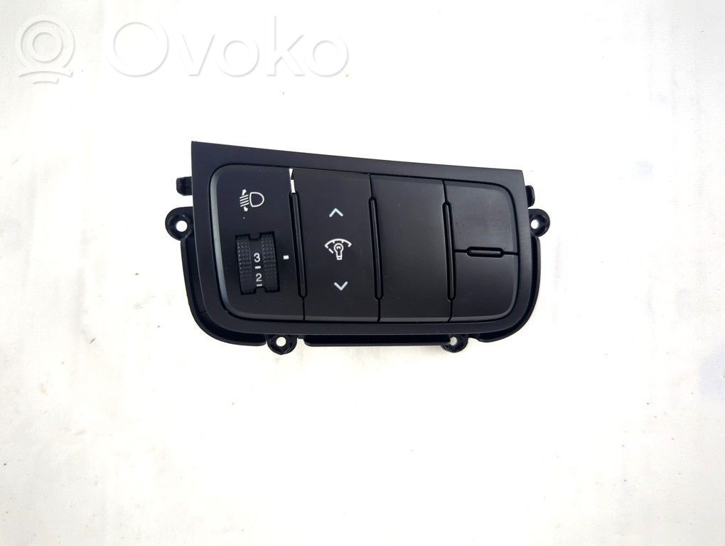 Bouton commande réglage hauteur de phares   93300A2100WK