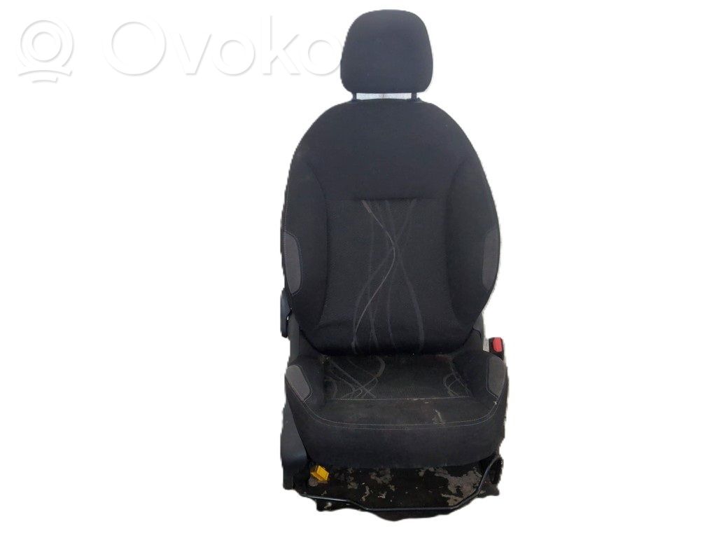 Peugeot 208 I Fotel przedni pasażera 