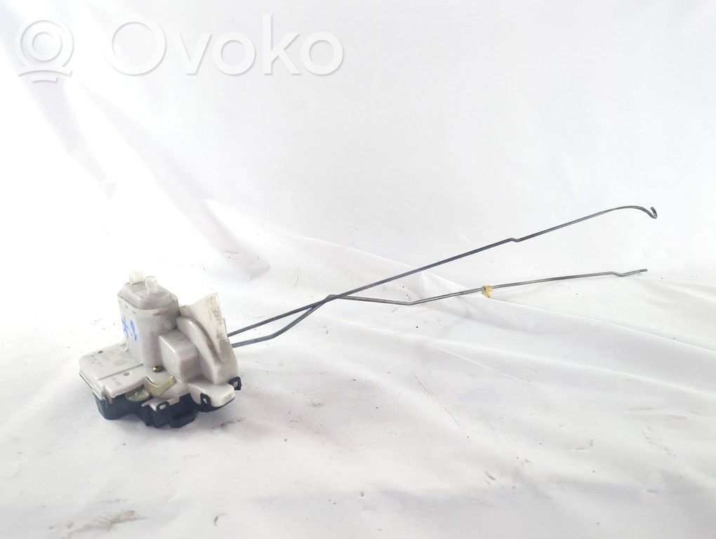 Volkswagen Polo III 6N 6N2 6NF Takaoven lukko