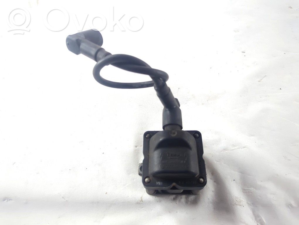 Volkswagen Polo III 6N 6N2 6NF Bobine d'allumage haute tension