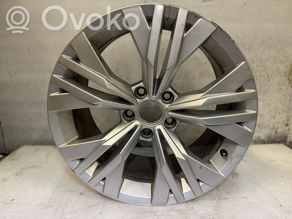 Volkswagen PASSAT B7 Jantă aliaj R17 