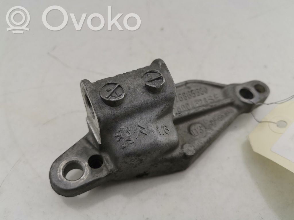 Peugeot 208 I Generator/alternator bracket 