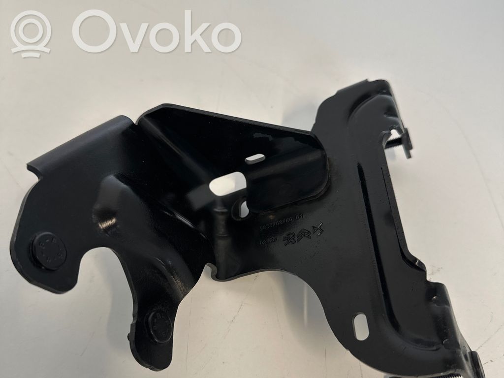 Peugeot 308 Other engine bay part 