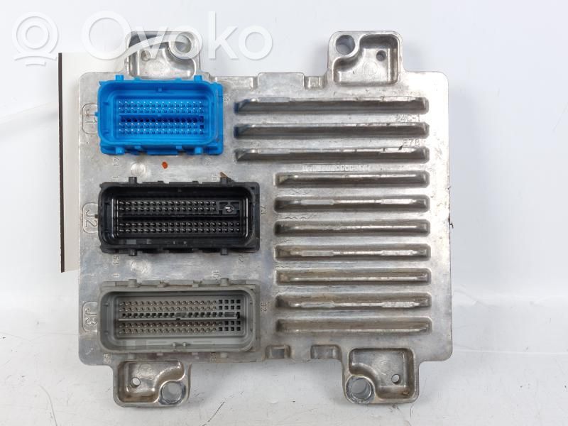 Opel Corsa E Variklio valdymo blokas 