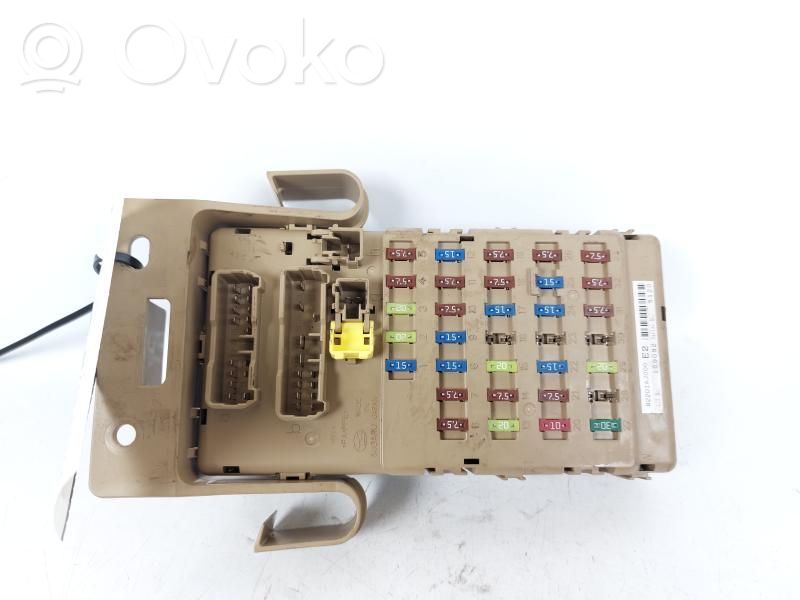 Fuse module   82201AJ000,82201AJ000