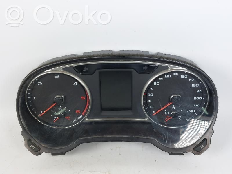 Audi A1 Speedometer (instrument cluster) 