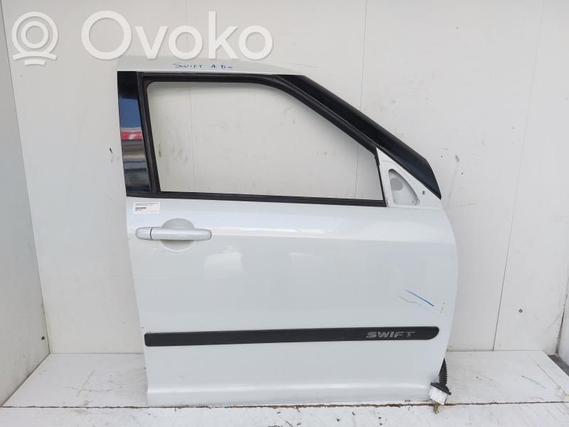 Suzuki Swift I Puerta delantera 