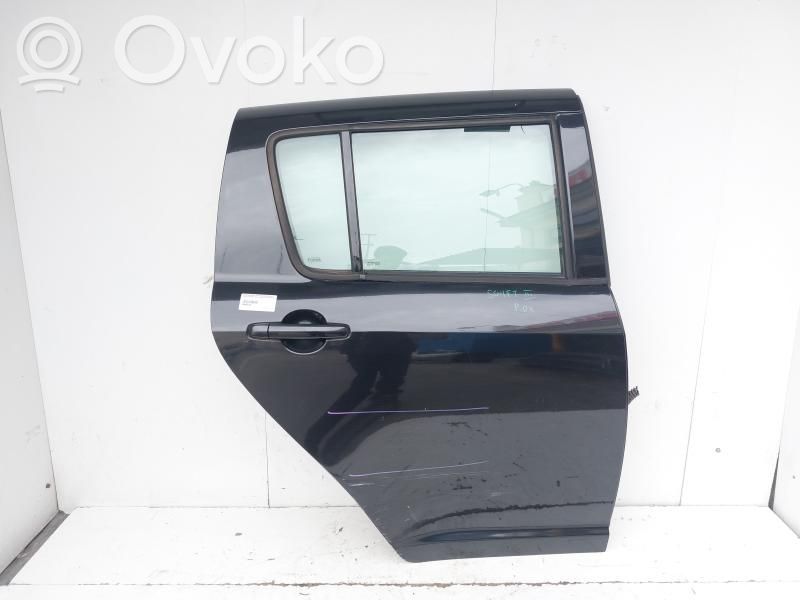 Suzuki Swift I Puerta trasera 