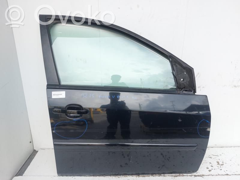 Ford Fiesta Дверь 