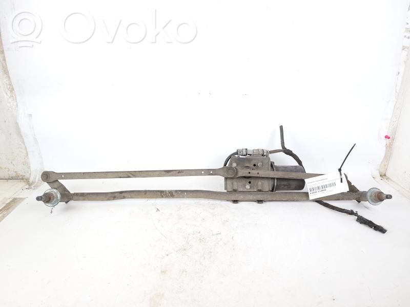 Renault Master II Front wiper linkage and motor 