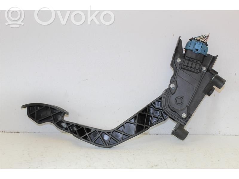 Accelerator throttle pedal   517856400,0280755052
