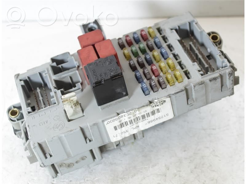 Lancia Musa Módulo de fusible 