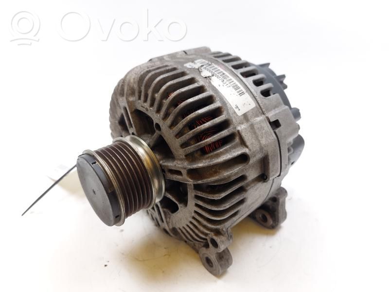 Volkswagen PASSAT B6 Generator/alternator 