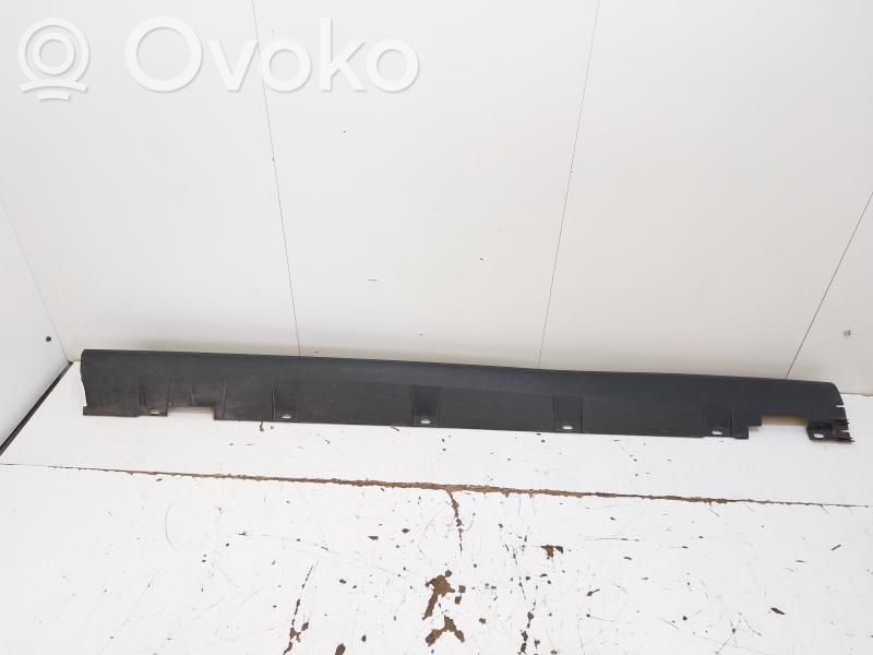 Ford B-MAX Kynnyksen/sivuhelman lista 