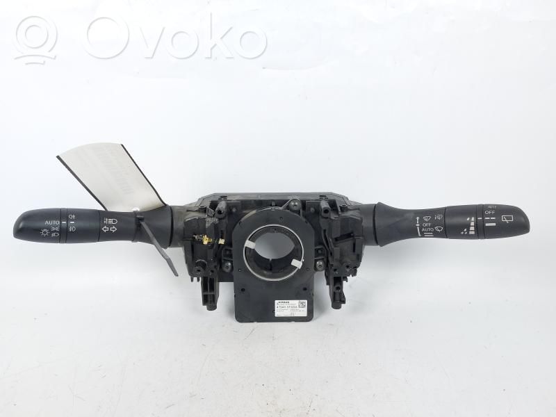 Nissan Micra K14 Interruptor de luz 