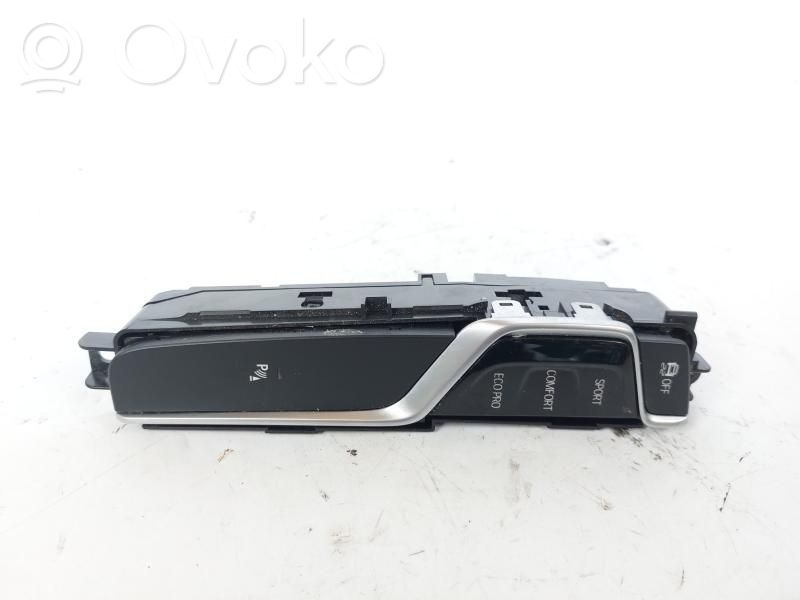 BMW 5 G30 G31 G38 Consolă centrală 