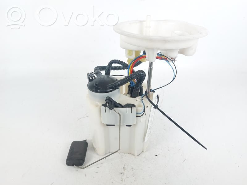 BMW 2 Active Tourer U06 Bomba interna de combustible 