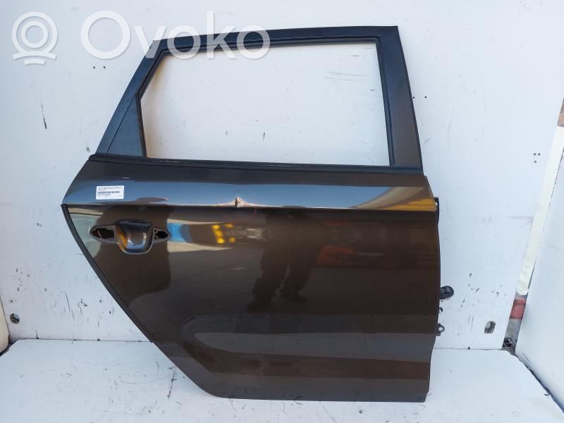 KIA Carens III Puerta trasera 