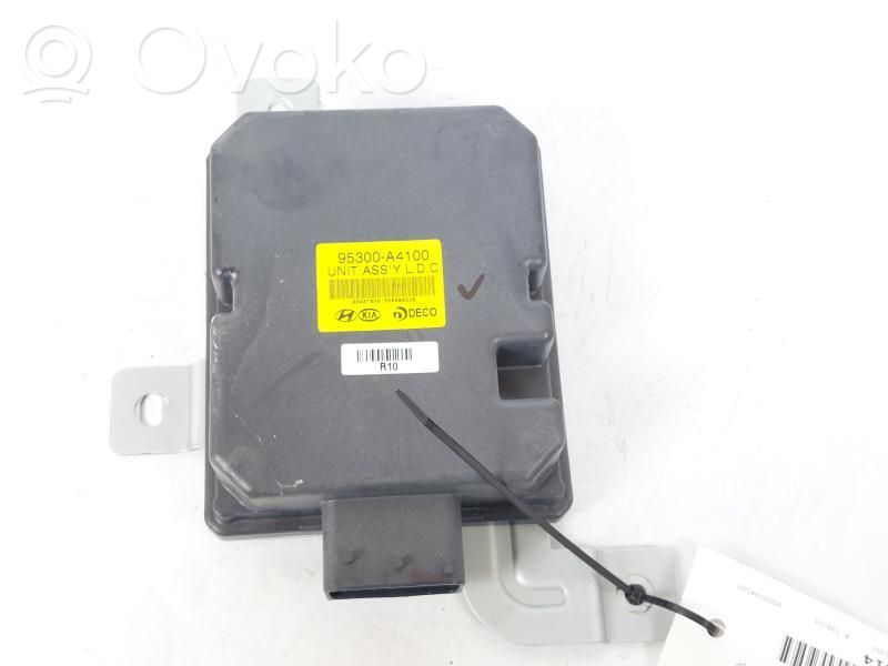 KIA Carens III Engine control unit/module 