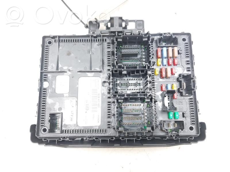 Autres unités de commande / modules   NU5T15604,NU5T15604