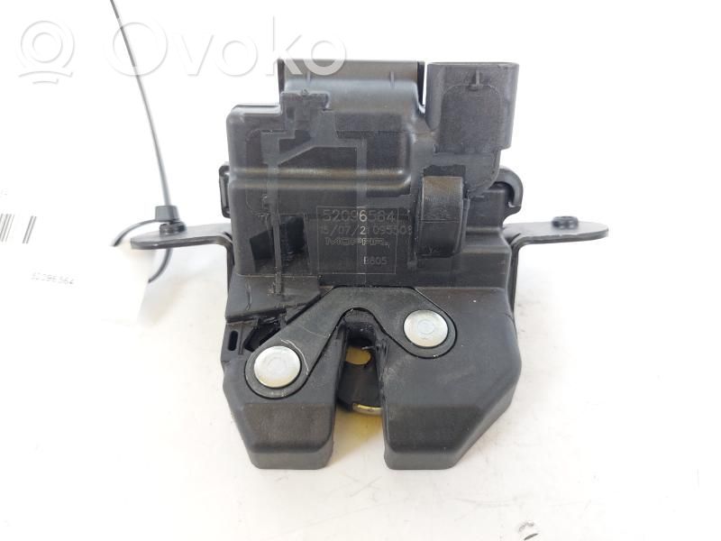 Fiat 500E Tailgate lock latch 