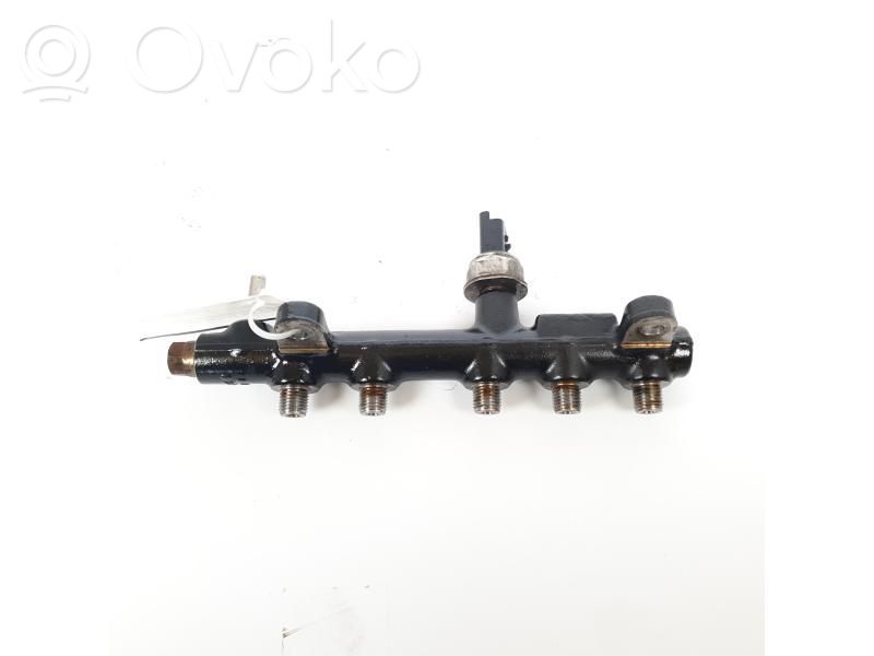 Opel Vivaro Tuyau de conduite principale de carburant 
