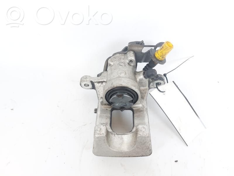 Peugeot 2008 II Bremssattel vorne