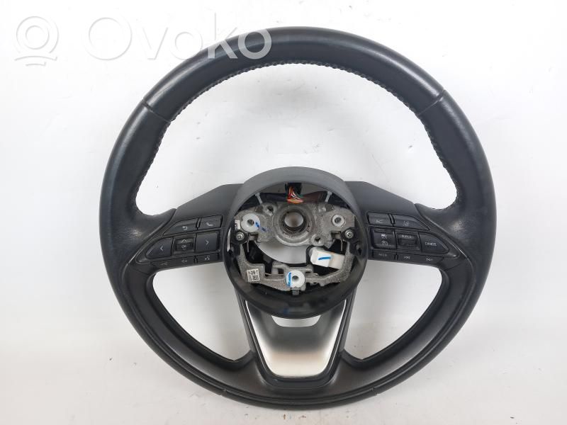 Toyota Yaris XP210 Stūre 
